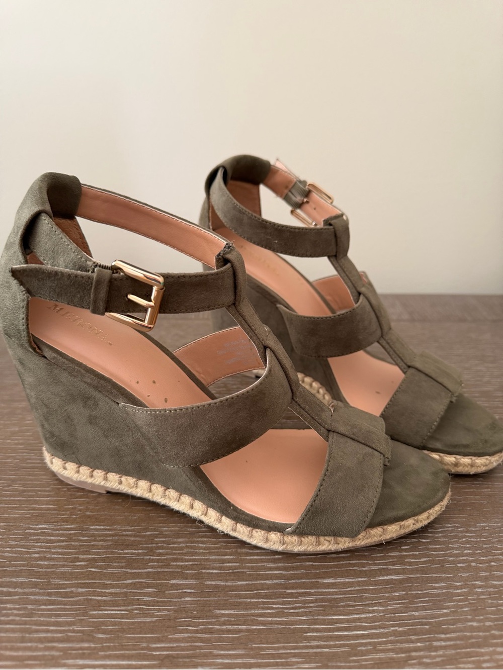 Merona Olive Suede Espadrille Wedge Sandals, Sz 9, EUC
